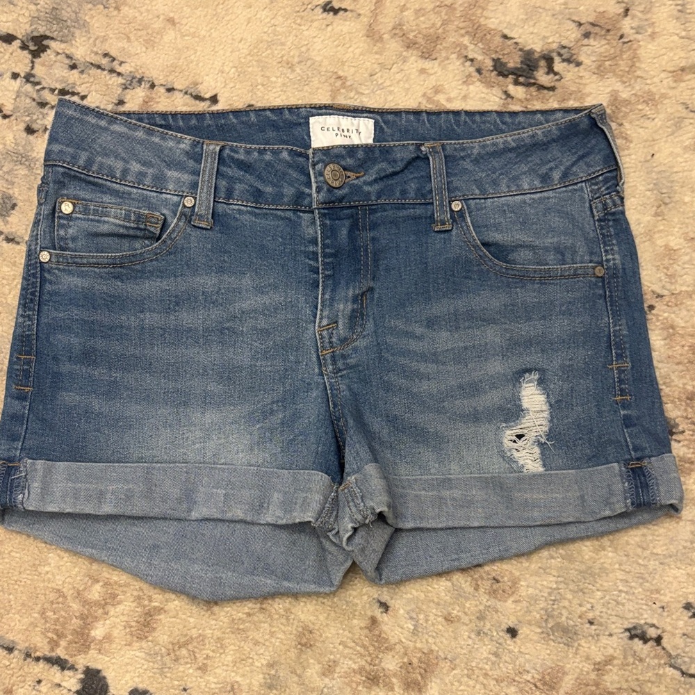 Celebrity Pink Distressed Blue Jean Shorts size 5/27